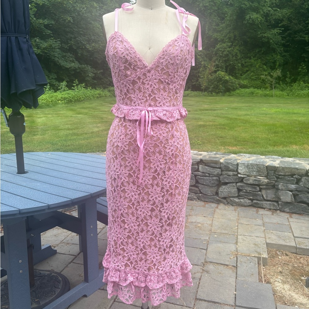 Majorelle Ellington Midi Dress in pink Lace Size Small